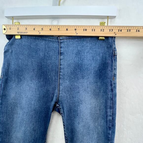 Free People, Pull On Stretch Flare Leg Denim Blue Jeans, Women's 28R - Picture 9 of 13